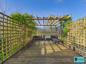 Decking Area - click for photo gallery